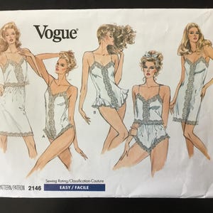 Vogue 2146 - Size XS - S - M - Camisole / Half Slip / Slip / Panties / Teddy - Uncut