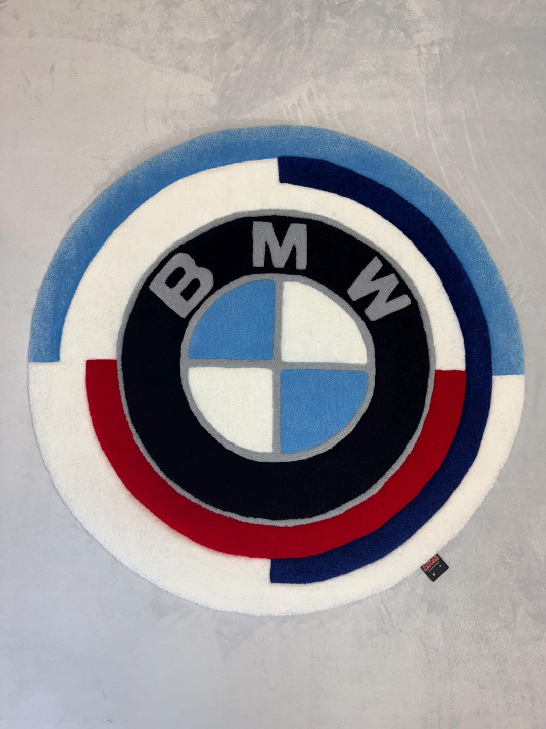 BMW Logo Tufted Rug – 3x3 Handmade Car Floor Art – Automotive Decor - Etsy