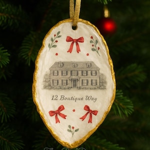 Custom Oyster Shell Ornament, Decoupaged Oyster Shell Ornament, Personalized House Warming gift, Bridal Shower Gift. Personalized gift