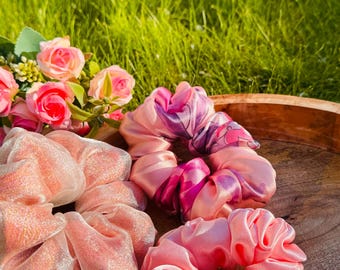 Set of 3 Mix fabric   Scrunchies:Elegant Hair Tie for Party