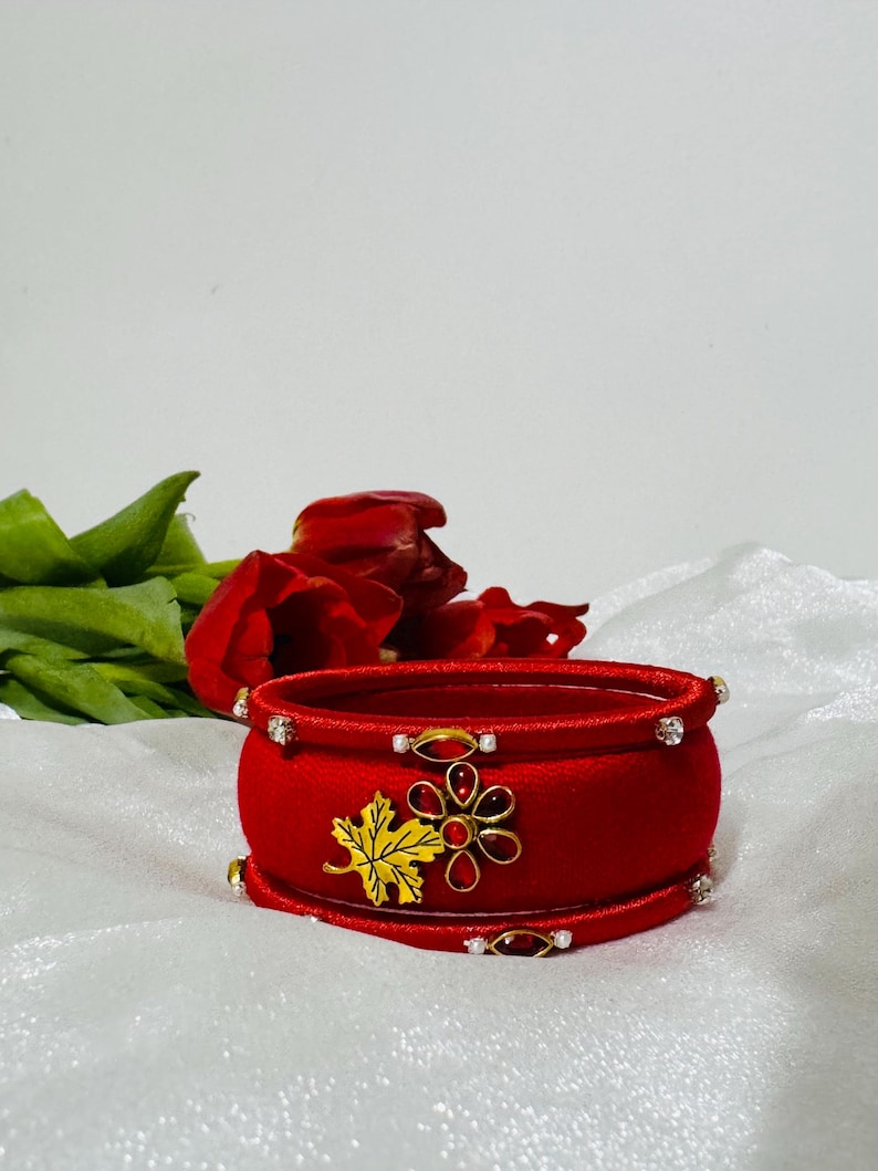 Thread Bangle Red Handmade Red Silk Thread Bangle Set, Kundan Bead Bracelet - Etsy UK