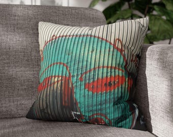 Picasso Face Throw Pillow Plush Texture, No pilling