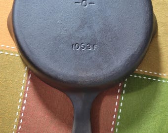 Vintage Wagner Sidney -O- No. 3 Cast Iron Skillet