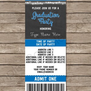 Pode incluir: Modelo de convite edit&aacute;vel para uma festa de gradua&ccedil;&atilde;o com um esquema de cores azul e preto. O texto diz "VIP Ticket" e "Por favor, junte-se a n&oacute;s para uma festa de gradua&ccedil;&atilde;o".
