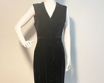 Vintage Henri Bendel Zelda, sleeveless black velvet dress, button down dress, velvet covered buttons