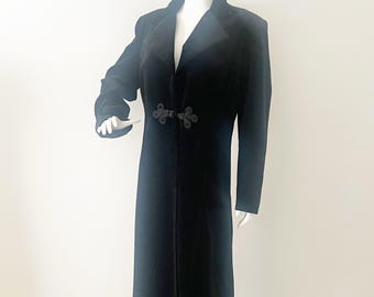 Vintage full length maxi velvet coat, JS Collections, made in Canada, black velvet coat, frog closure, opera coat
