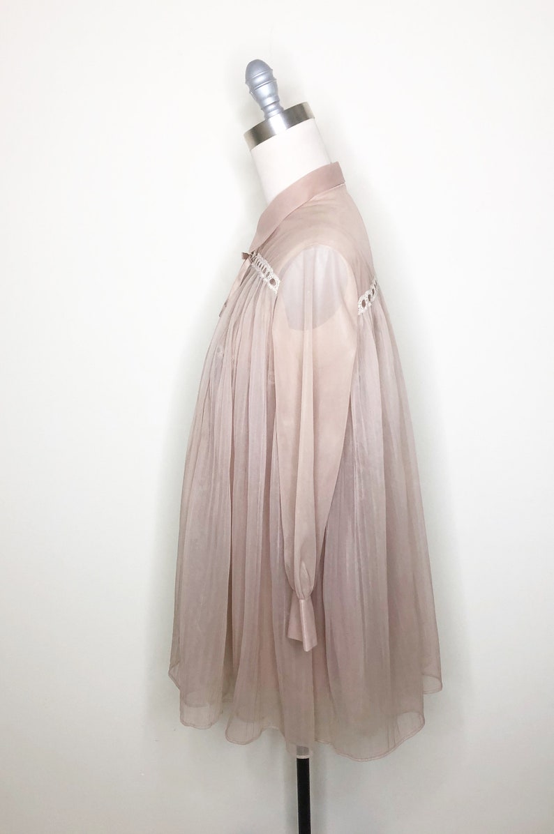 Formfit Rogers peignoir set baby doll nude nightgown robe