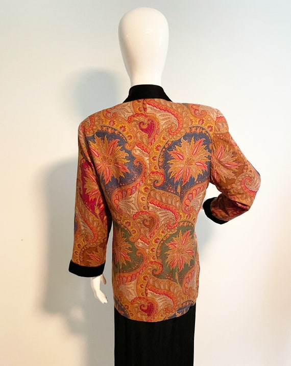 Vintage patchwork and velvet jacket, paisley prin… - image 5