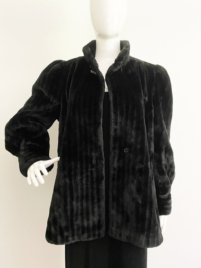 Pangasa Vintage Rosa Faux Fur Jacket main image 0