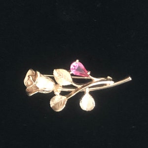 Vintage &quot;Gilded Rose&quot; Avon 1972, rose pin, floral pin, pink pin, rose bud brooch, gold tone pin