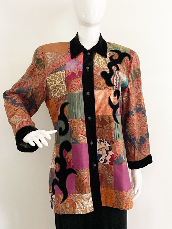 Vintage patchwork and velvet jacket, paisley prin… - image 3