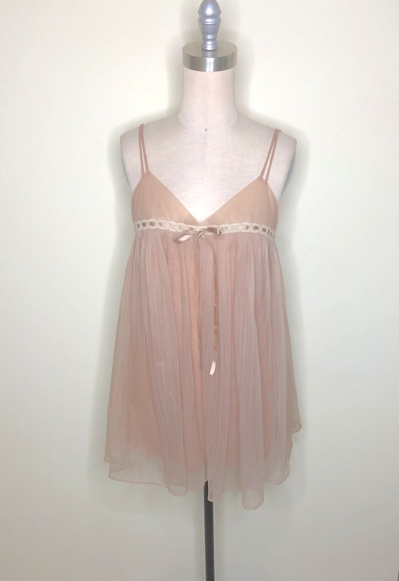 Formfit Rogers peignoir set baby doll nude nightgown robe