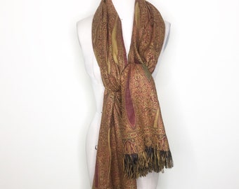 Vintage paisley wrap, scarf, Paisley wrap, wool wrap, shawl, piano scarf, blanket scarf