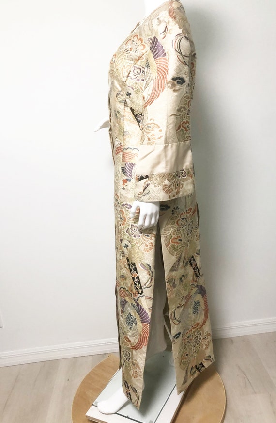 Vintage brocade, embroidered Chinese opera coat, … - image 3