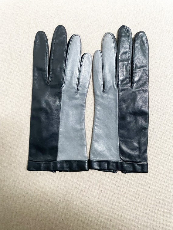 Vintage two toned leather gloves, grey and black … - image 2