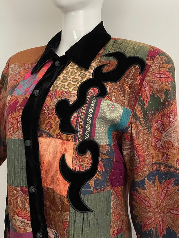 Vintage patchwork and velvet jacket, paisley prin… - image 4