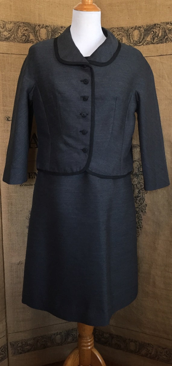 Vintage 50's gray dress suit, two piece, jacket, … - image 8