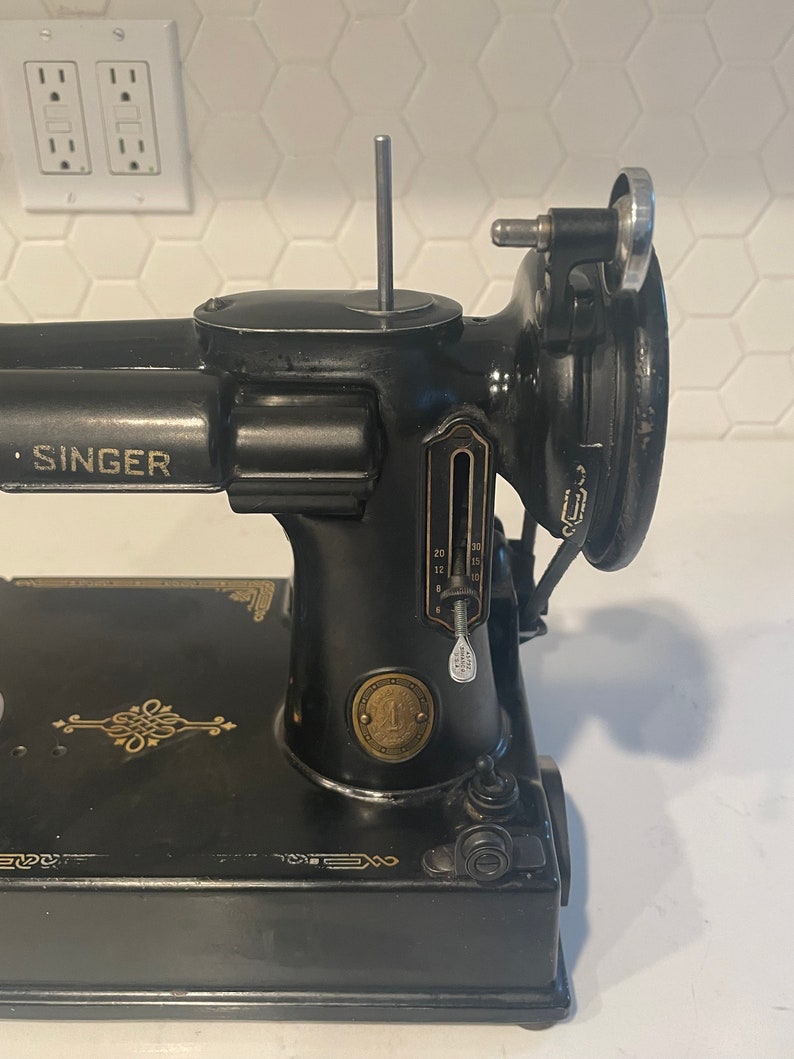 Vintage Featherweight Singer Sewing Machine, 221, 1952, Portable Sewing