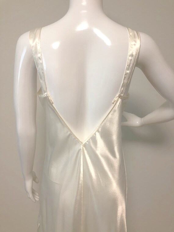 Vintage California Dynasty ivory nightgown, roman… - image 3