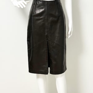 Vintage Vakko New York leather pencil skirt, leather skirt with front zip detail, NOS, black leather straight skirt