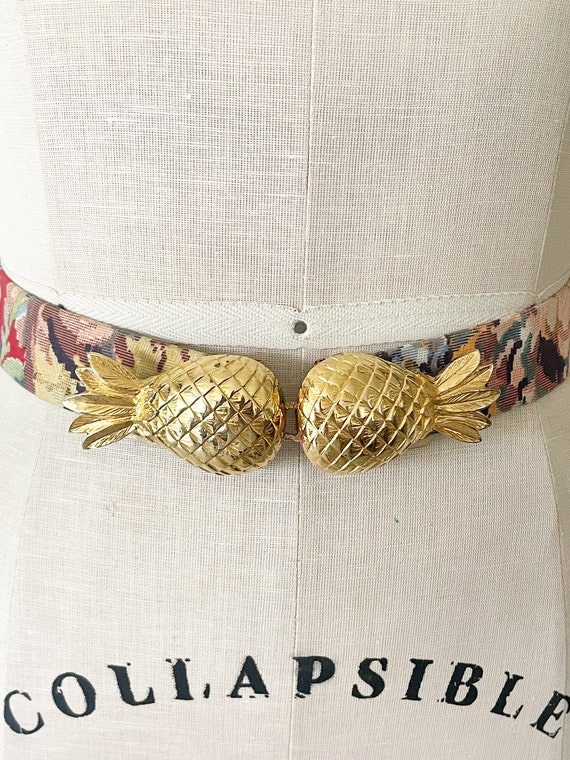 Vintage gold tone pineapple belt buckle, Dotty Smi