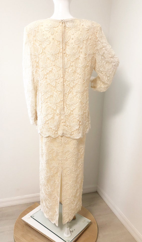 Vintage ecru lace overlay pearl beaded gown, Laur… - image 5