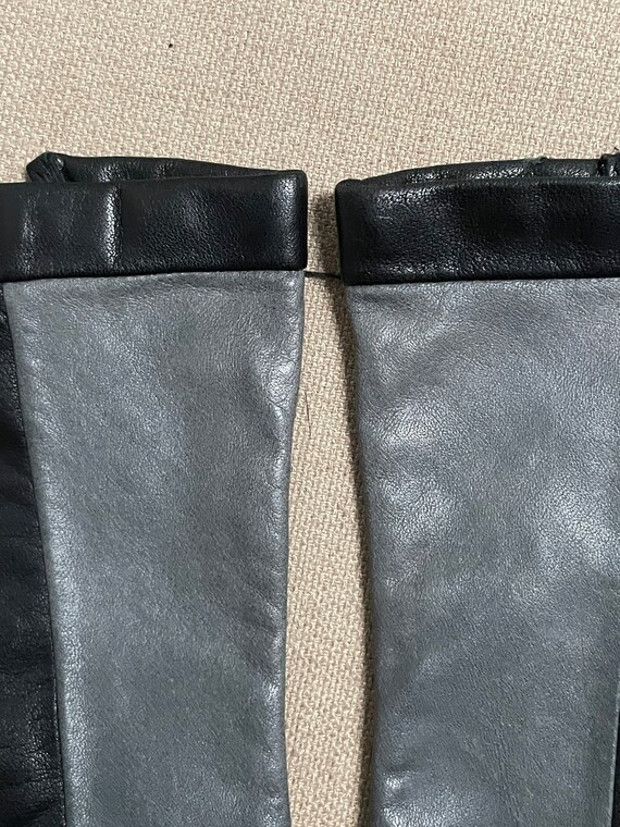 Vintage two toned leather gloves, grey and black … - image 4