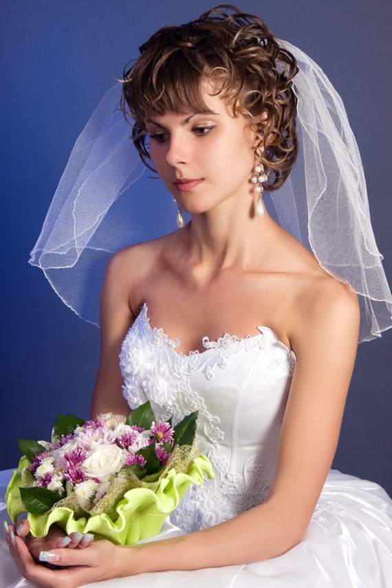 Two-Layer Shoulder Length Wedding Veil with a Pencil Edge 4713V-I-18-2__82990.1742074623  main image 4