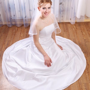 La Parisienne Full Circle Shoulder Veil