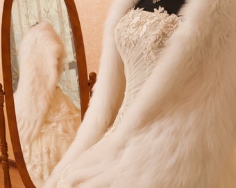 Bridal Stole Wrap With Tassels Faux Fox Fur Model Abelie