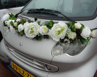Petals on Wheels: 15+ Wedding Car Decoration with Flowers for Memorable  Wedding Entries & Exits, Wedding Décor