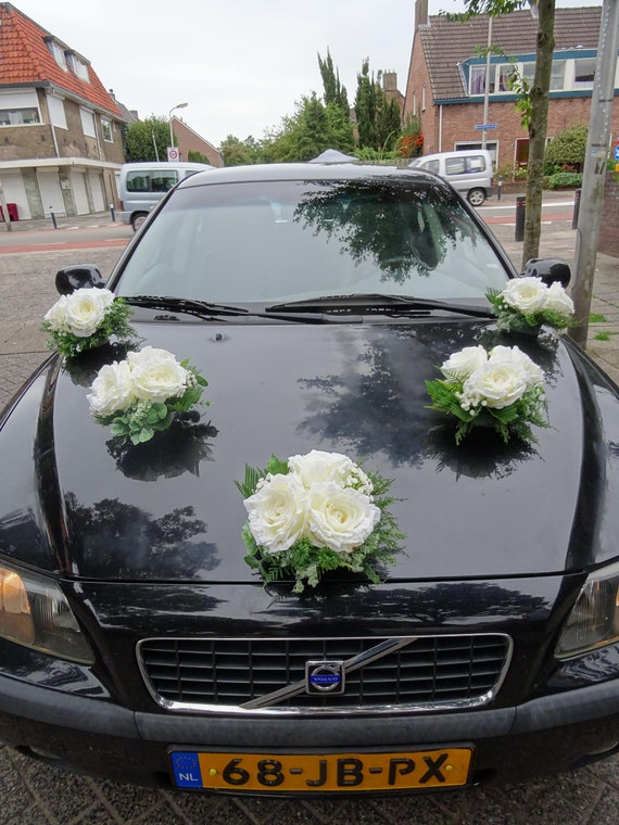 Wedding Car Decoration Boquet Of Roses