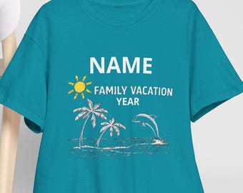 Gepersonaliseerde familievakantie-shirt | Aangepast T-shirt met achternaam en jaartal | T-shirt van de palm van de dolfijn van het strand | Uniseks reiscadeau