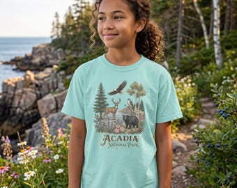 アカディア国立公園キッズシャツ | ハクトウワシ、クマ、シカ、メイン州沿岸、コンフォートカラーズTシャツ