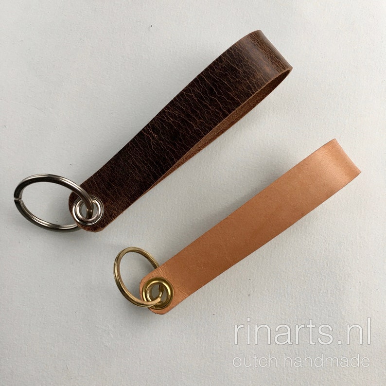 Leather keychain with hand embossed text. Love my MOM, Love my DAD. Personalised Lanyard image 8