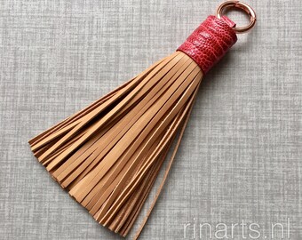 Tassel in beige leather with red ostrich skin top.  Leather tassel bagcharm. Natural  tassel purse charm.