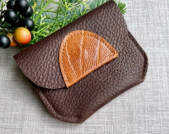 NEW Card holder / pocket wallet in dark brown pull up leather with ostrich skin decoration