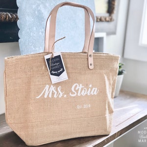 Personalized Jute Tote Bag,Custom Beach Bag,Personalized Gift for her, Gift For Bride,Bridesmaid Totes,Bridal Shower Gift,Monogram tote Bag