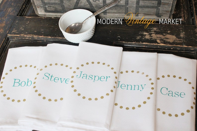 Custom set of 6 Dinner Napkins Monogrammed napkins Personalized cloth napkins by Modern Vintage Market image 1