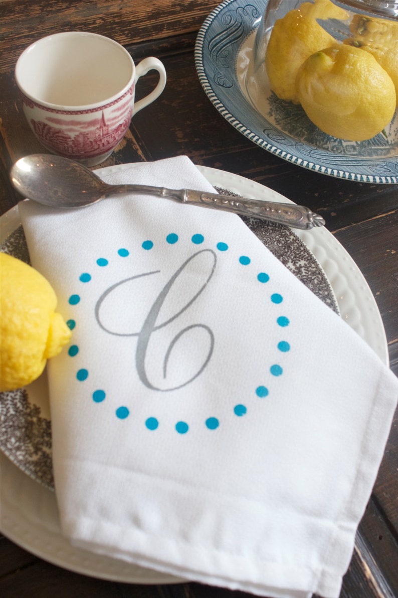 Custom set of 4 Dinner Napkins Monogrammed napkins Personalized cloth napkins by Modern Vintage Market