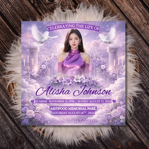 Puede incluir: Tarjeta conmemorativa con una mujer en vestido morado, rodeada de flores y palomas. El texto dice "Celebrando la vida de Alisha Johnson" con fechas y detalles del lugar. Fondo nublado.