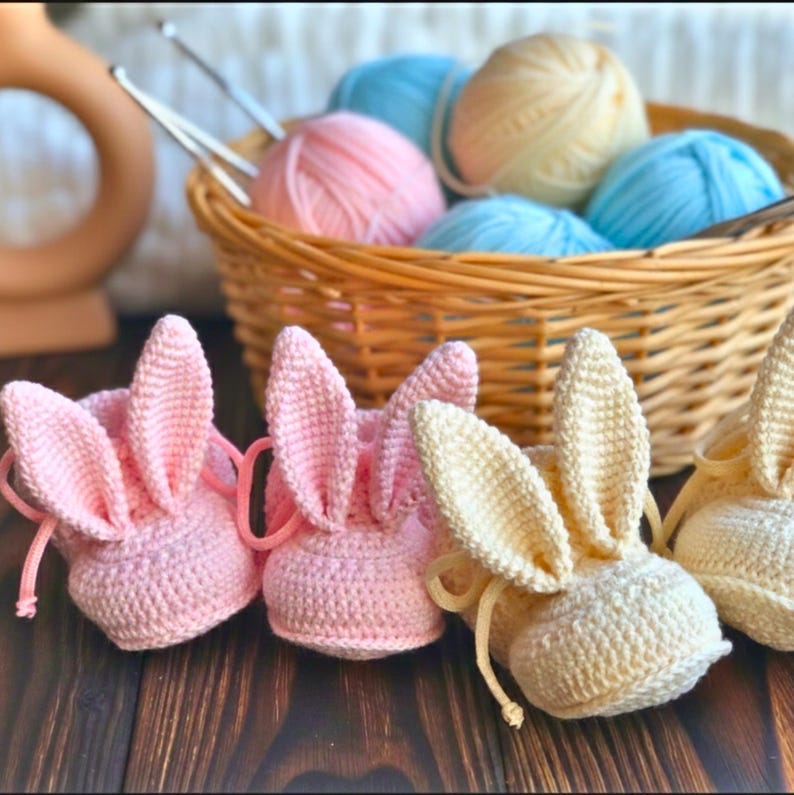 Bunny Slippers Crochet Pattern – Easy Newborn Booties (PDF Pattern) - Etsy