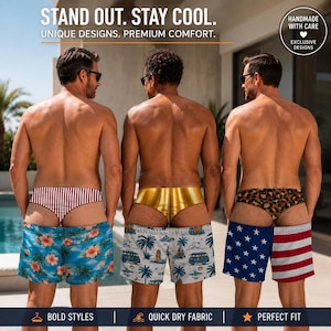 Puede incluir: Tres pares de bañadores con patrones distintos: un estampado floral azul con rayas rojas, un estampado tropical blanco con palmeras y furgonetas, y un diseño dividido con estrellas y rayas. Cada par tiene una cintura con un patrón contrastante.