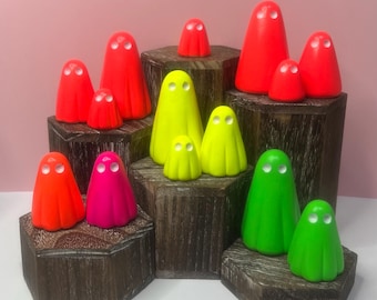 Oh, sheet! Handmade ghost ornaments - Neons