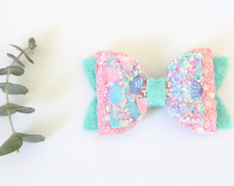 By the Sea Bow Hair Bow with Seashells Little Girl Hair Bows Faux Leather Bow Seashells Hair Bow Pretty Hair Bows