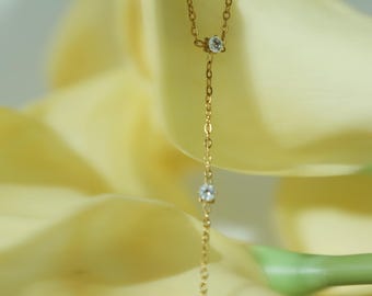 Elegant kristallhandkedja