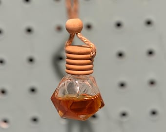 Difusor de carro suspenso com aroma de bourbon e caramelo