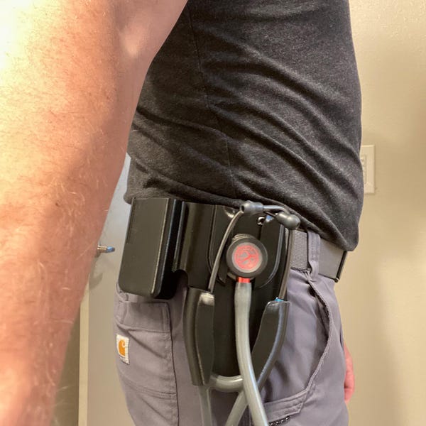 MediRig Bedside: Nurse-Designed Medical Tool Holder