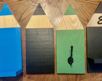 えんぴつ　シェルフ　ピエール・サラ　80s ビンテージ　ポストモダン　レトロ Jufhamvintage- 80s Pencil Bookcase After a Pierre Sala Design