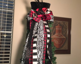 Top Hat Christmas Tree Topper Ribbon Streamers in your choice of colors